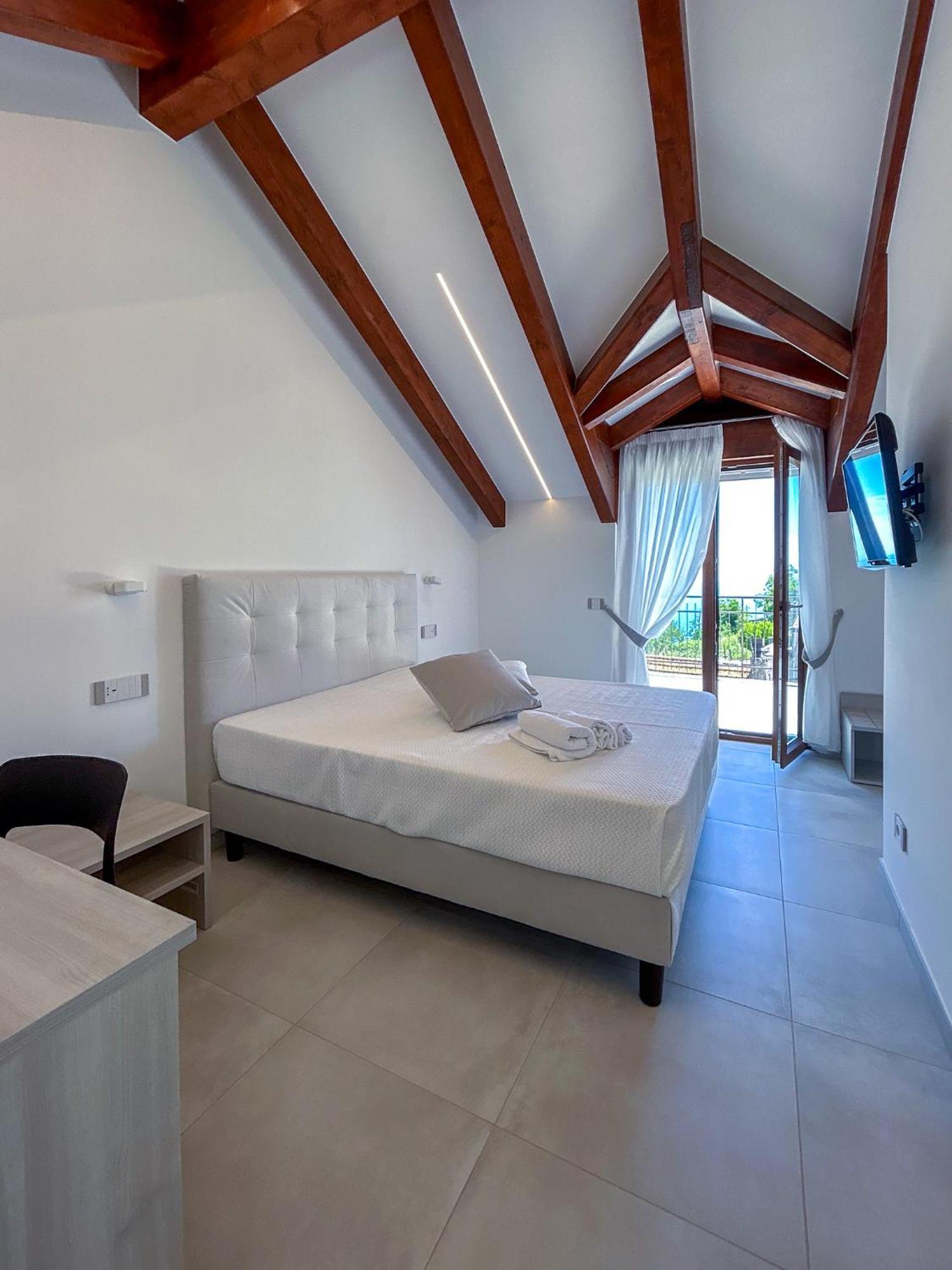 Bed and Breakfast Casa Milly Аджерола Екстер'єр фото